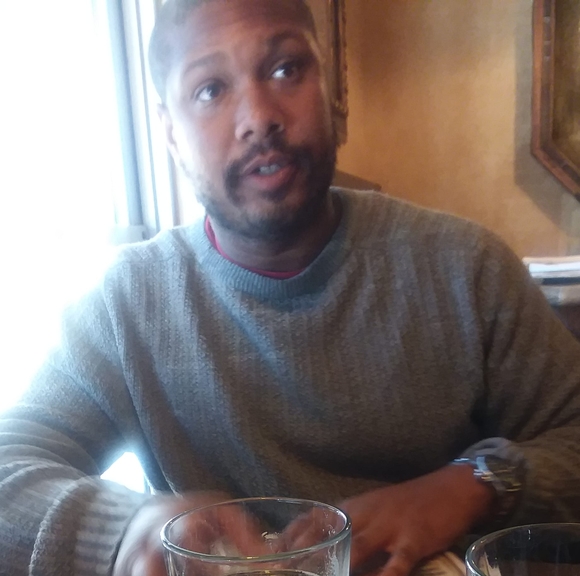 Meet your Posher, Ian - Picture 1 of 1